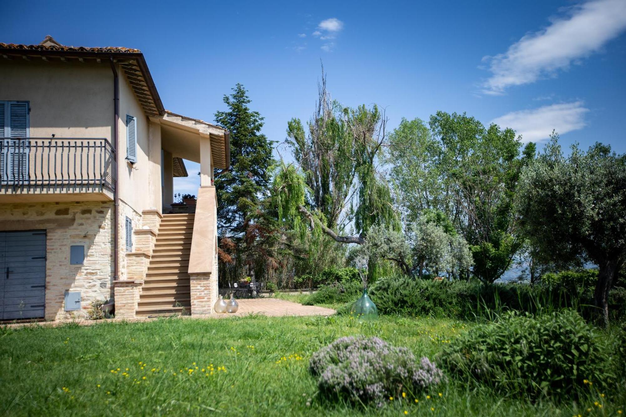 Agriturismo Qui E Ora Vila Bevagna Exterior foto